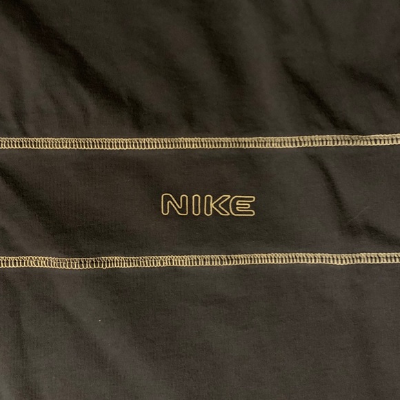 VINTAGE Nike Men's Silver Tag Embroidered Tee 2XL - Picture 5 of 5